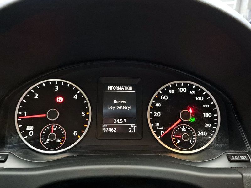 2016 Volkswagen Tiguan 2.0 TDI Comfort 5N photo 8