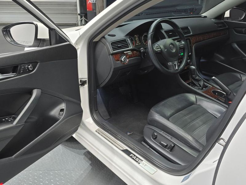 2013 Volkswagen Passat 2.0 TDI B7 photo 10