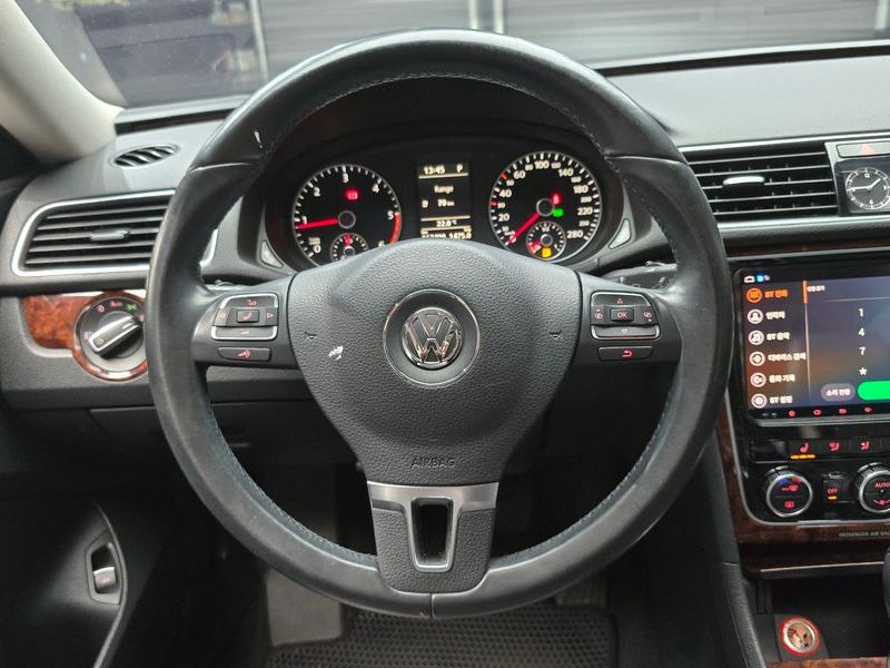 2013 Volkswagen Passat 2.0 TDI B7 photo 13