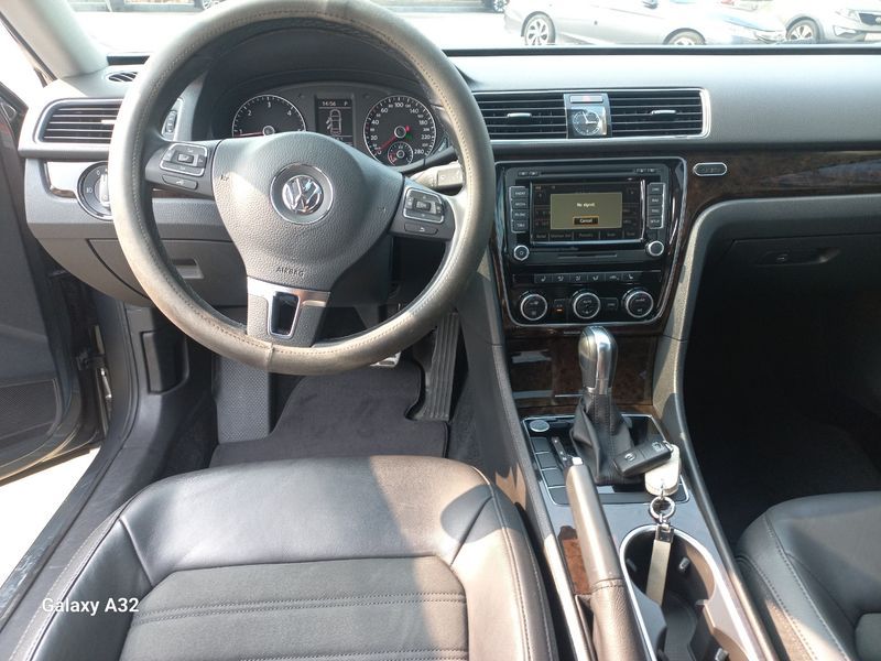 2014 Volkswagen Passat 2.0 TDI B7 photo 7