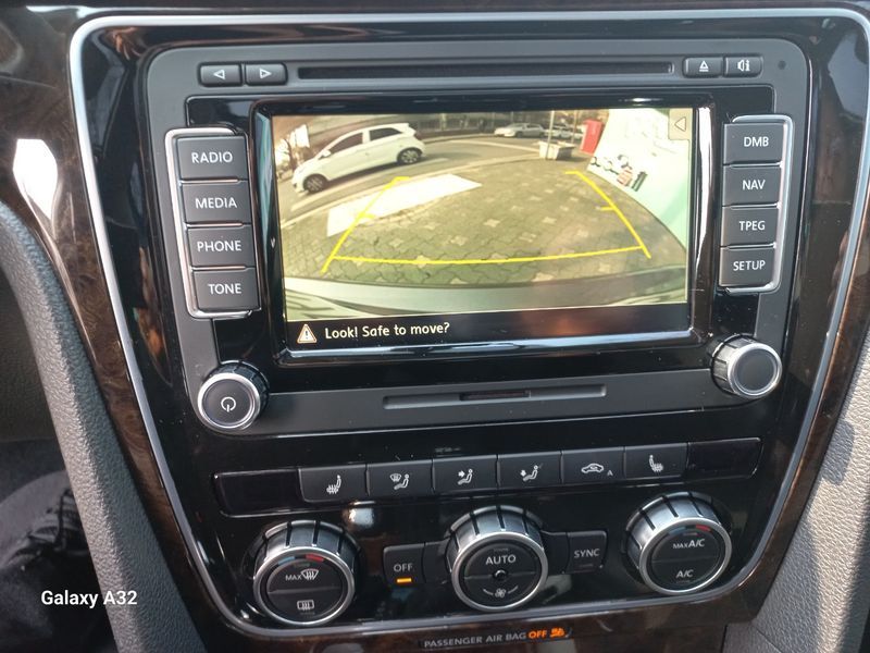2014 Volkswagen Passat 2.0 TDI B7 photo 11
