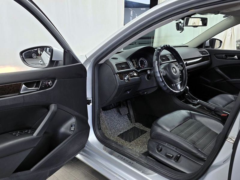 2015 Volkswagen Passat 2.0 TDI B7 photo 10