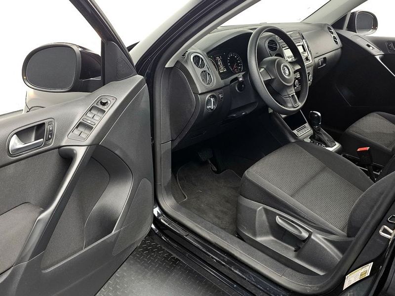 2012 Volkswagen Tiguan 2.0 TSI 5N photo 11