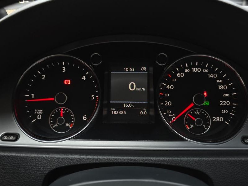 2014 Volkswagen New CC 2.0 TDI BlueMotion photo 8