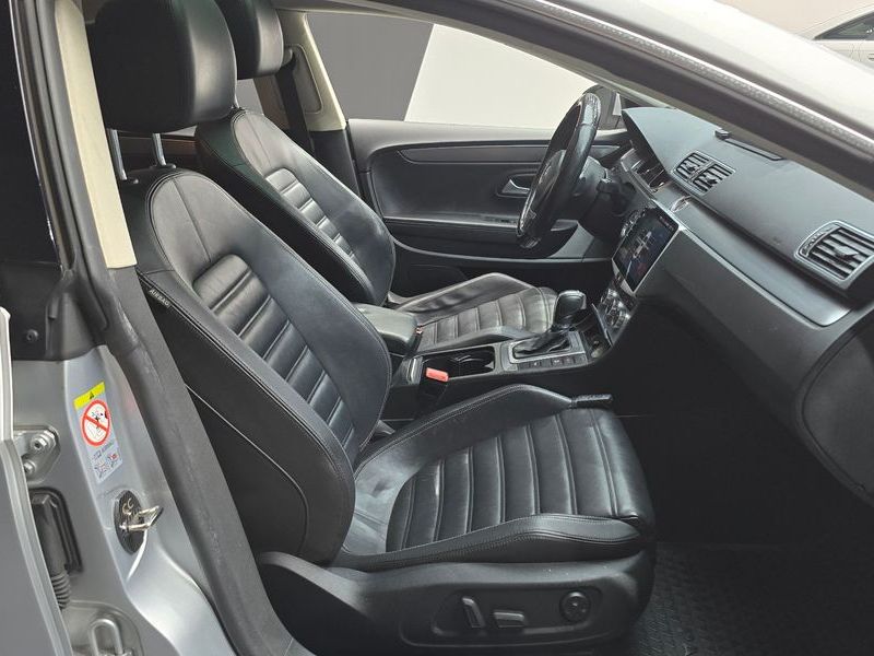 2014 Volkswagen New CC 2.0 TDI BlueMotion photo 10