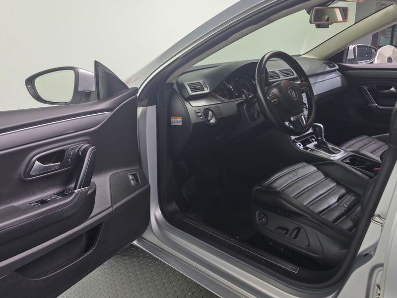 2015 Volkswagen New CC 2.0 TDI BlueMotion 4MOTION photo 10