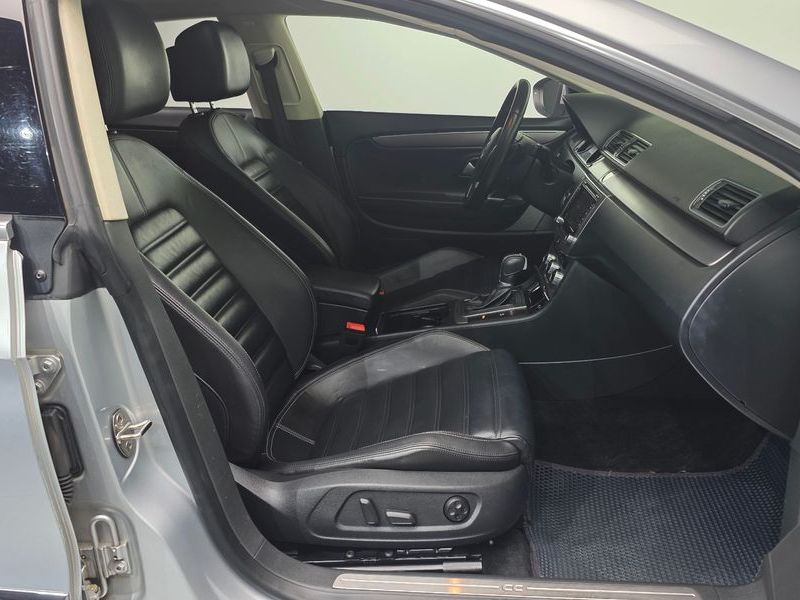 2015 Volkswagen New CC 2.0 TDI BlueMotion 4MOTION photo 11