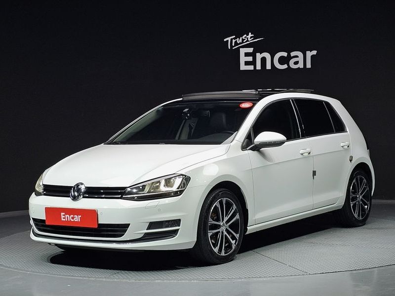 2016 Volkswagen Golf 2.0 TDI Premium photo 1