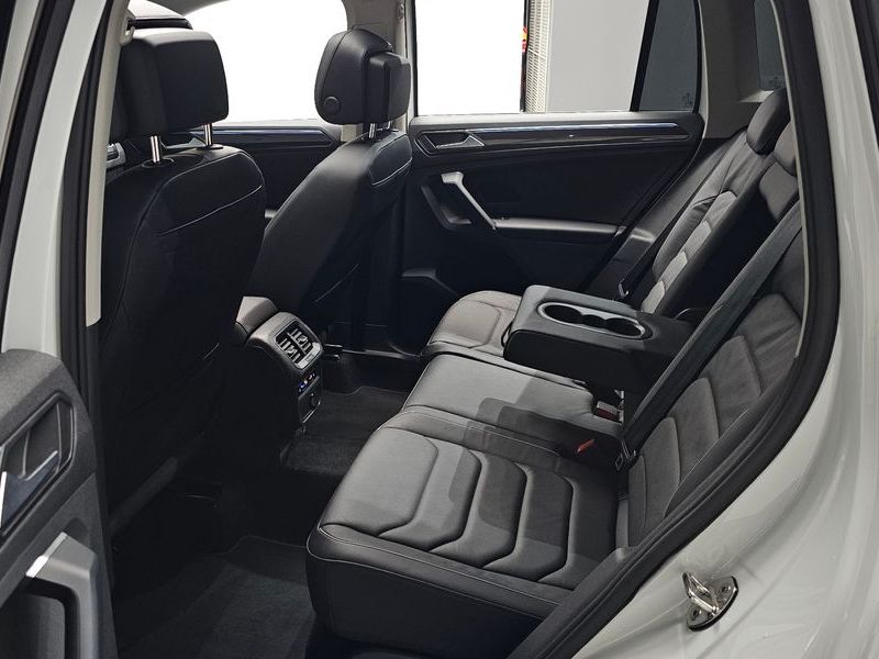 2024 Volkswagen Tiguan 2.0 TDI Prestige photo 12