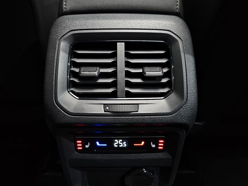 2024 Volkswagen Tiguan 2.0 TDI Prestige photo 19