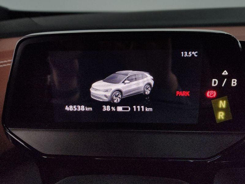 2023 Volkswagen ID.4 Pro photo 8
