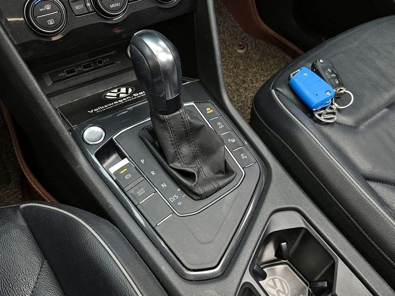 2020 Volkswagen Tiguan 2.0 TDI Prestige photo 9