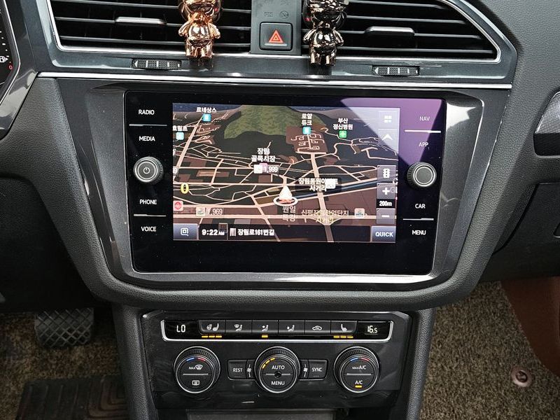 2020 Volkswagen Tiguan 2.0 TDI Prestige photo 14