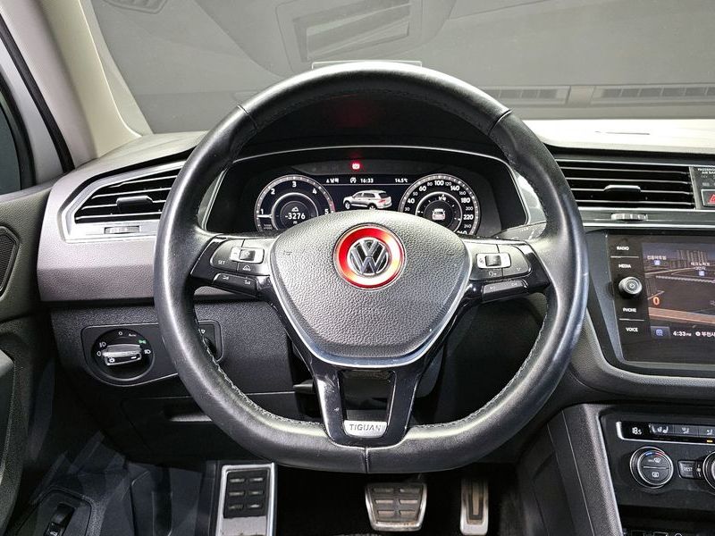 2018 Volkswagen Tiguan 2.0 TDI 4Motion Prestige photo 12