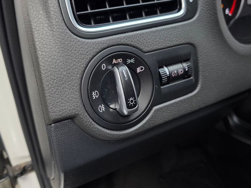 2014 Volkswagen Polo 1.6 TDI R-Line 5th photo 17