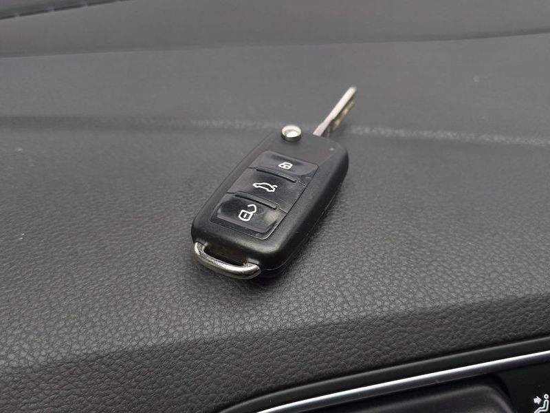 2014 Volkswagen Polo 1.6 TDI R-Line 5th photo 19