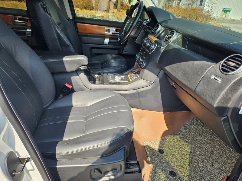 2013 Land Rover Discovery 3.0 SDV6 SE photo 13