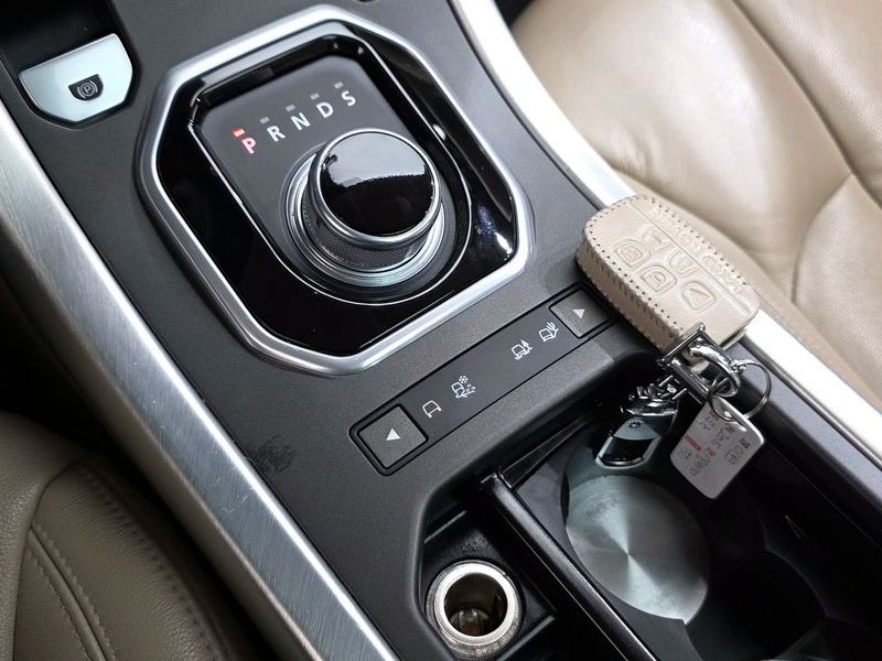 2015 Land Rover Range Rover Evoque 2.2 SD4 Pure photo 9