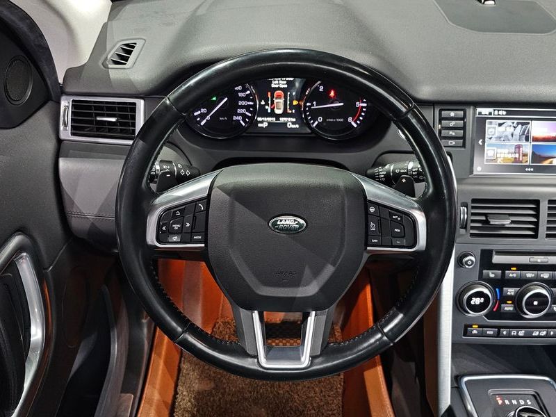 2016 Land Rover Discovery Sport 2.0 TD4 HSE Luxury photo 13