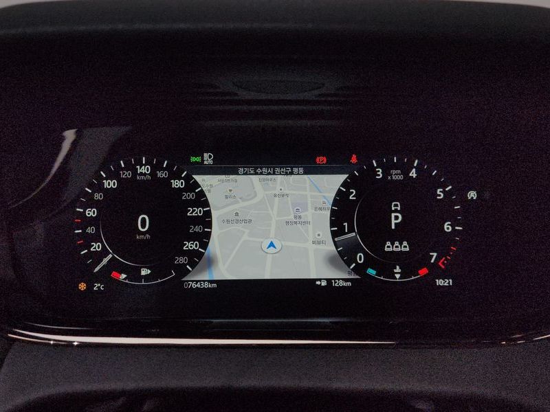 2021 Land Rover Range Rover Evoque P250 R-Dynamic SE photo 8