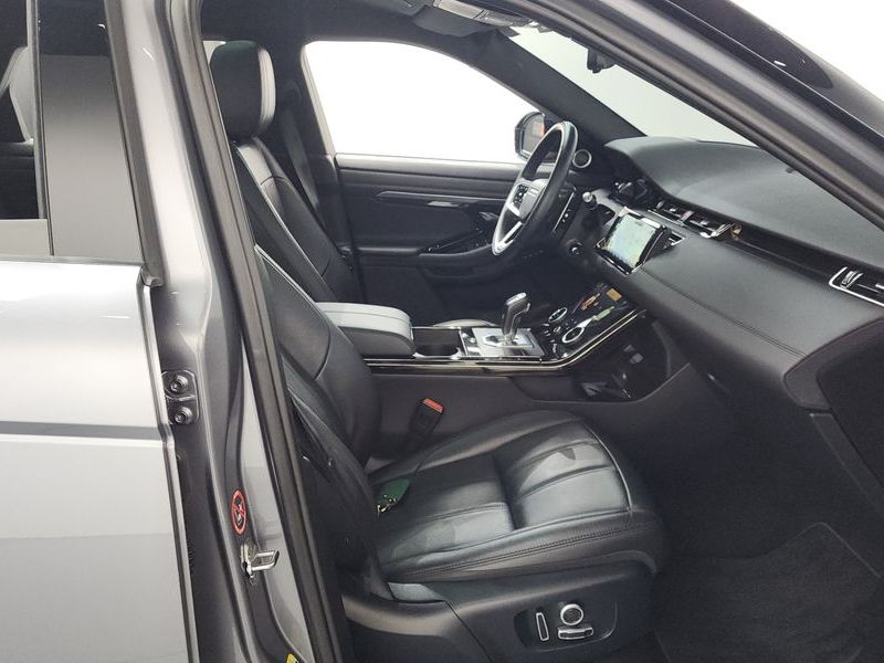 2021 Land Rover Range Rover Evoque P250 R-Dynamic SE photo 11