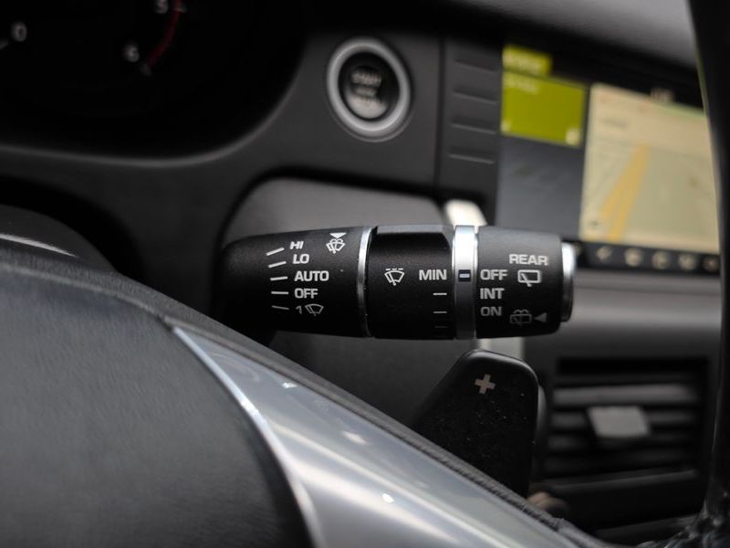 2017 Land Rover Discovery Sport 2.0 TD4 SE photo 15