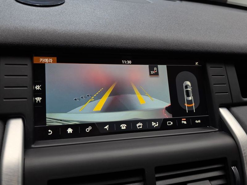 2017 Land Rover Discovery Sport 2.0 TD4 SE photo 18