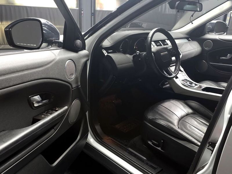 2018 Land Rover Range Rover Evoque 2.0 TD4 SE photo 10