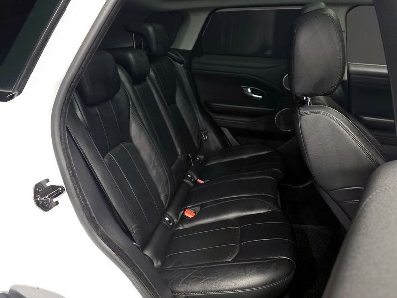 2018 Land Rover Range Rover Evoque 2.0 TD4 SE photo 11