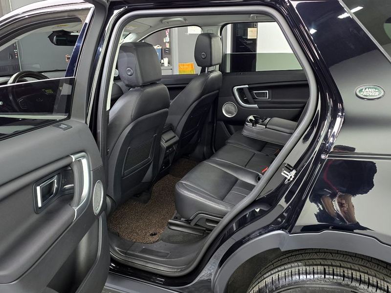2019 Land Rover Discovery Sport 2.0 TD4 SE photo 11