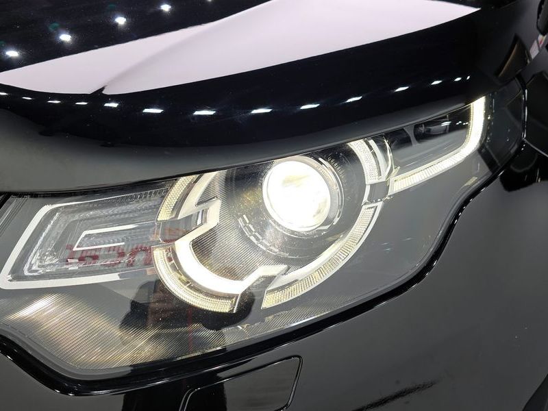 2019 Land Rover Discovery Sport 2.0 TD4 SE photo 22