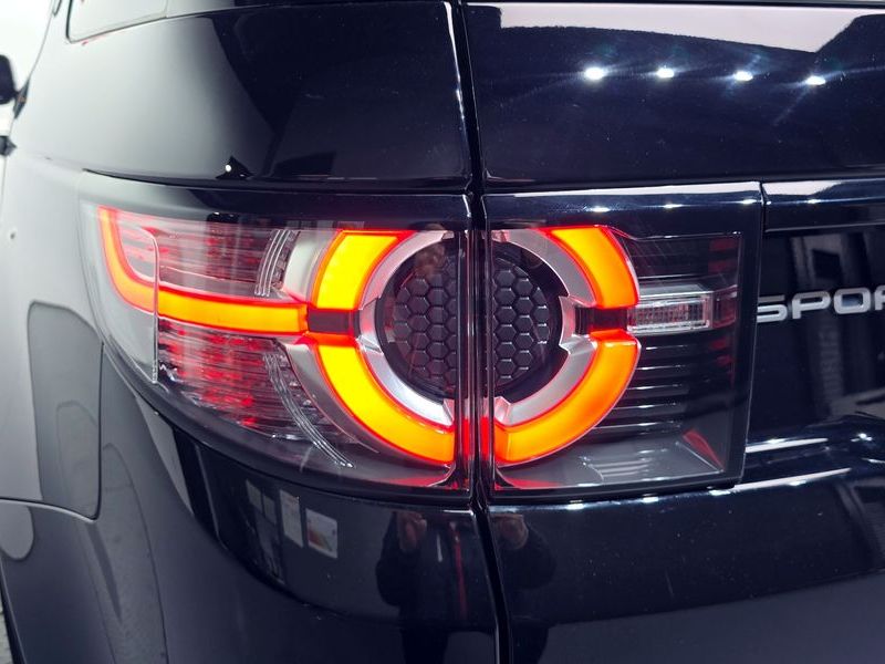2019 Land Rover Discovery Sport 2.0 TD4 SE photo 23