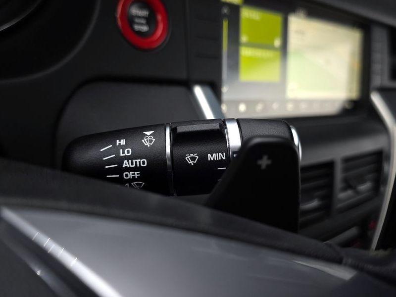 2019 Land Rover Discovery Sport 2.0 TD4 SE photo 27