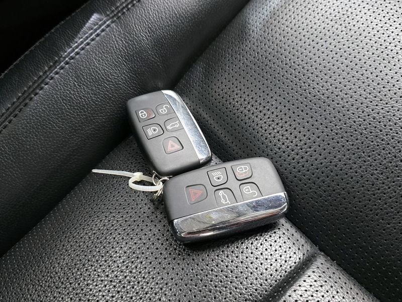 2019 Land Rover Discovery Sport 2.0 TD4 SE photo 30