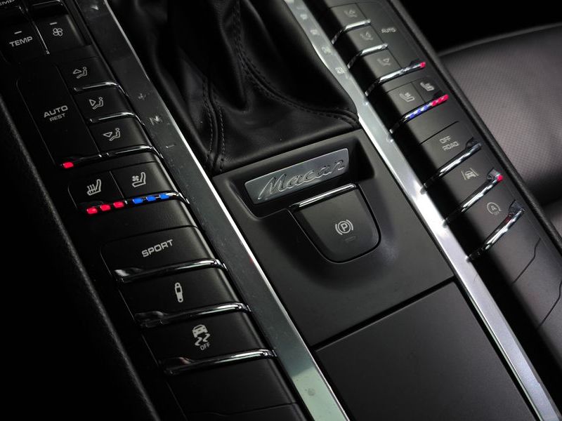 2017 Porsche Macan 3.0 S Diesel 95B photo 18