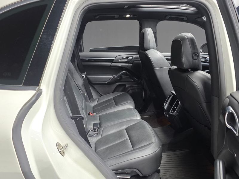 2012 Porsche Cayenne 3.0 Diesel 958 photo 12