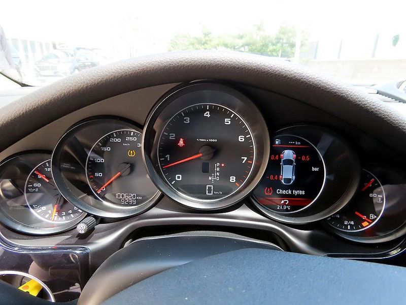 2016 Porsche Panamera 3.6 AWD Edition 970 photo 8