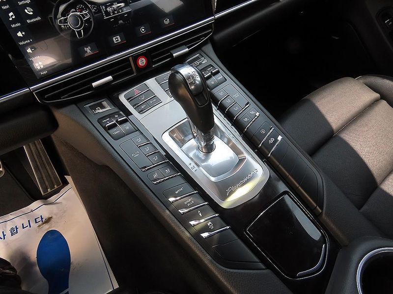 2016 Porsche Panamera 3.6 AWD Edition 970 photo 9