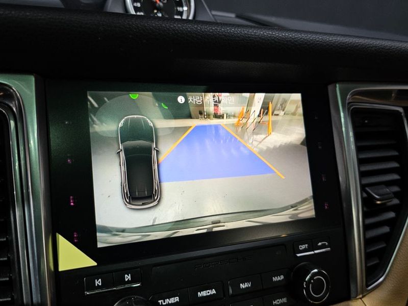 2017 Porsche Macan 3.0 S Diesel 95B photo 15