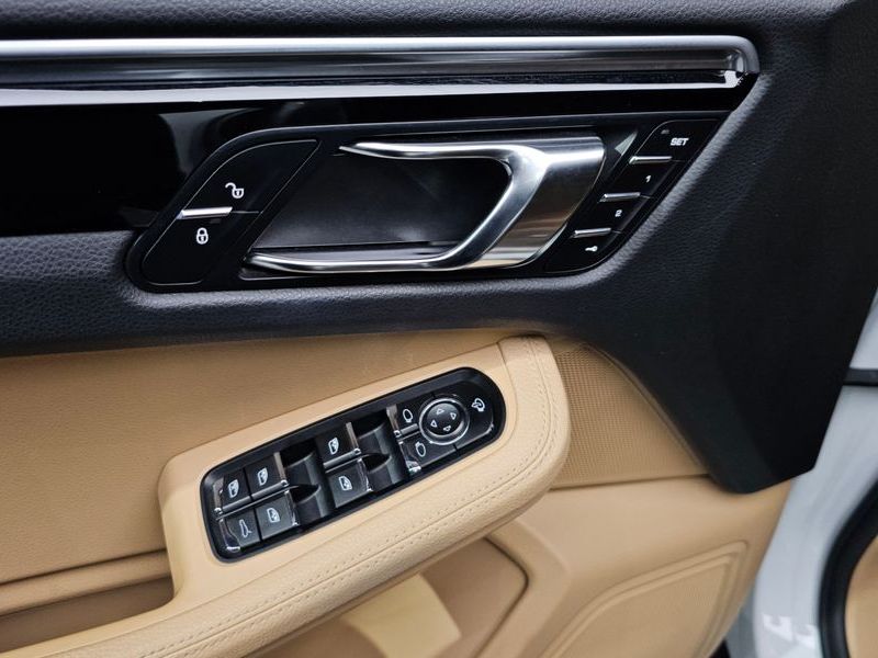 2017 Porsche Macan 3.0 S Diesel 95B photo 18