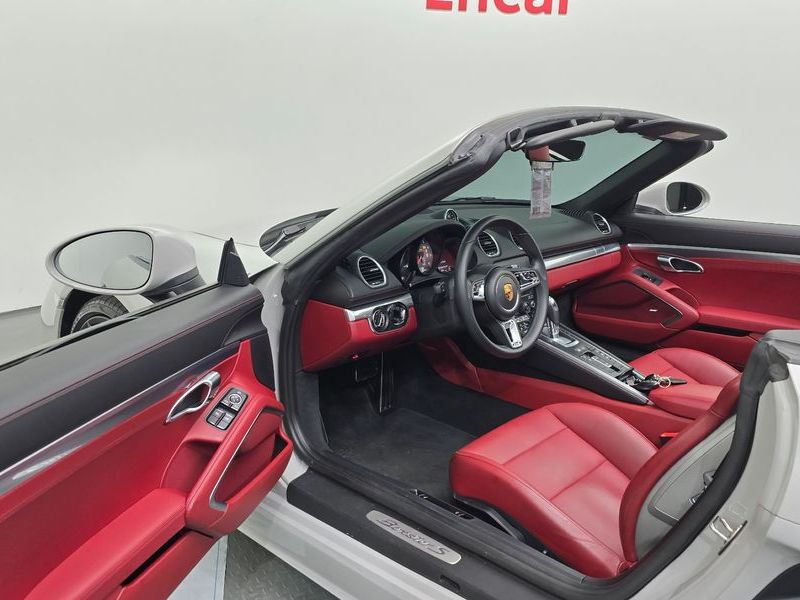 2021 Porsche 718 S 2.5 photo 10