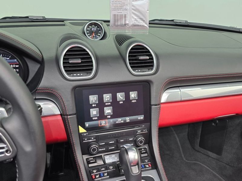 2021 Porsche 718 S 2.5 photo 13