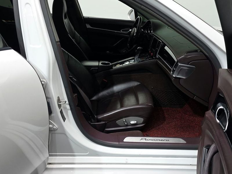 2012 Porsche Panamera 3.0 Diesel 970 photo 11