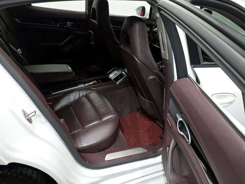 2012 Porsche Panamera 3.0 Diesel 970 photo 12