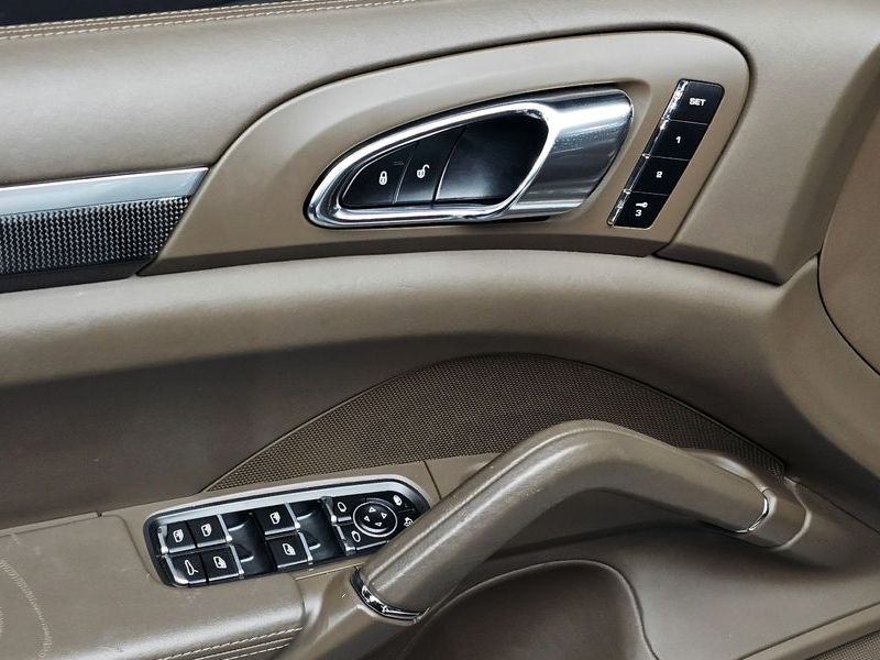 2014 Porsche Cayenne 4.2 S Diesel 958 photo 19