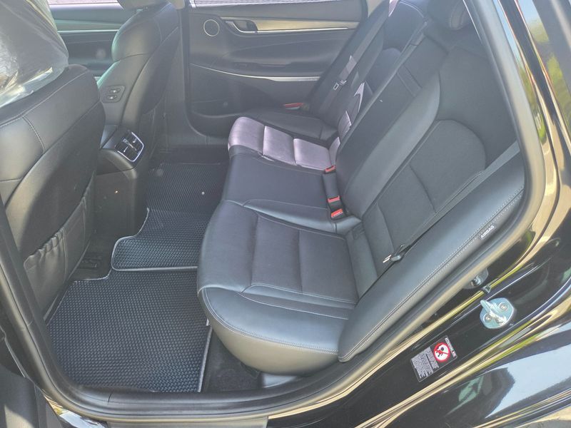 2017 Hyundai Grandeur 3.0 LPi Exclusive (Rental Car) photo 13