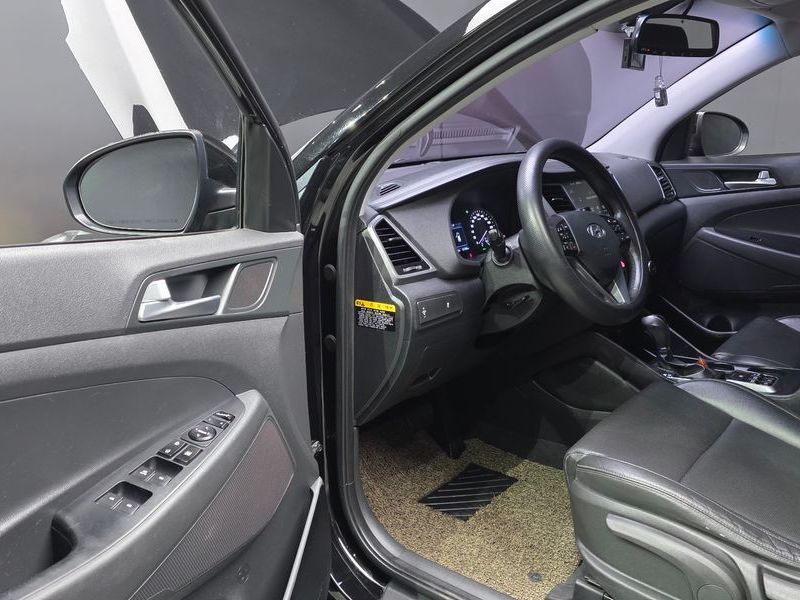 2016 Hyundai Tucson Diesel 1.7 2WD Modern photo 10