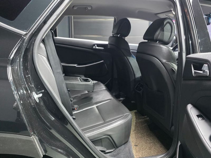 2016 Hyundai Tucson Diesel 1.7 2WD Modern photo 12