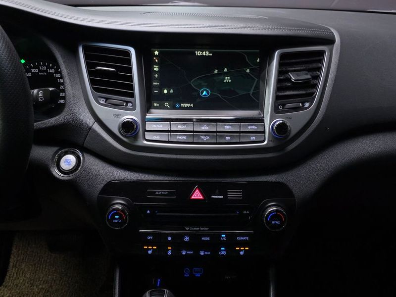 2016 Hyundai Tucson Diesel 1.7 2WD Modern photo 14