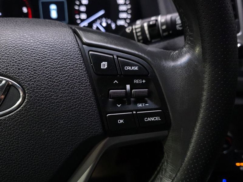 2016 Hyundai Tucson Diesel 1.7 2WD Modern photo 19